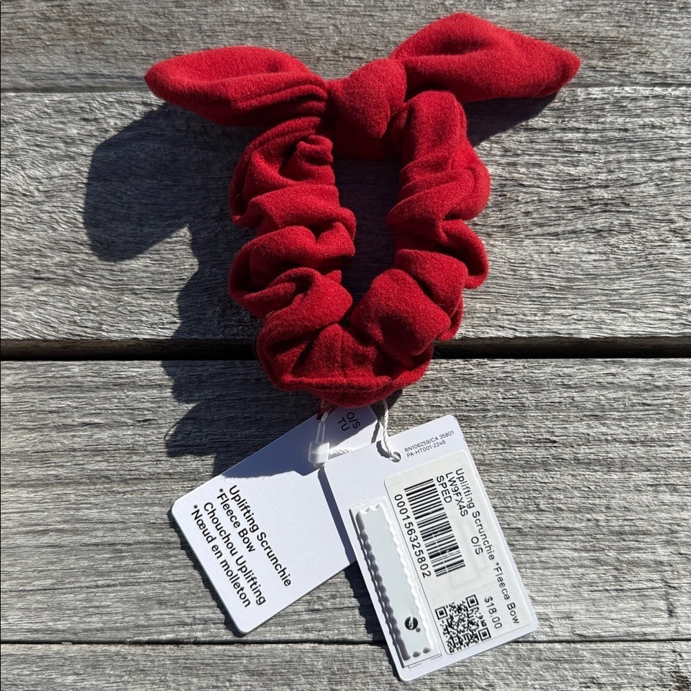 LULULEMON Uplifting Scrunchie Fleece Bow –‎ Sports Red ❤️ NWT